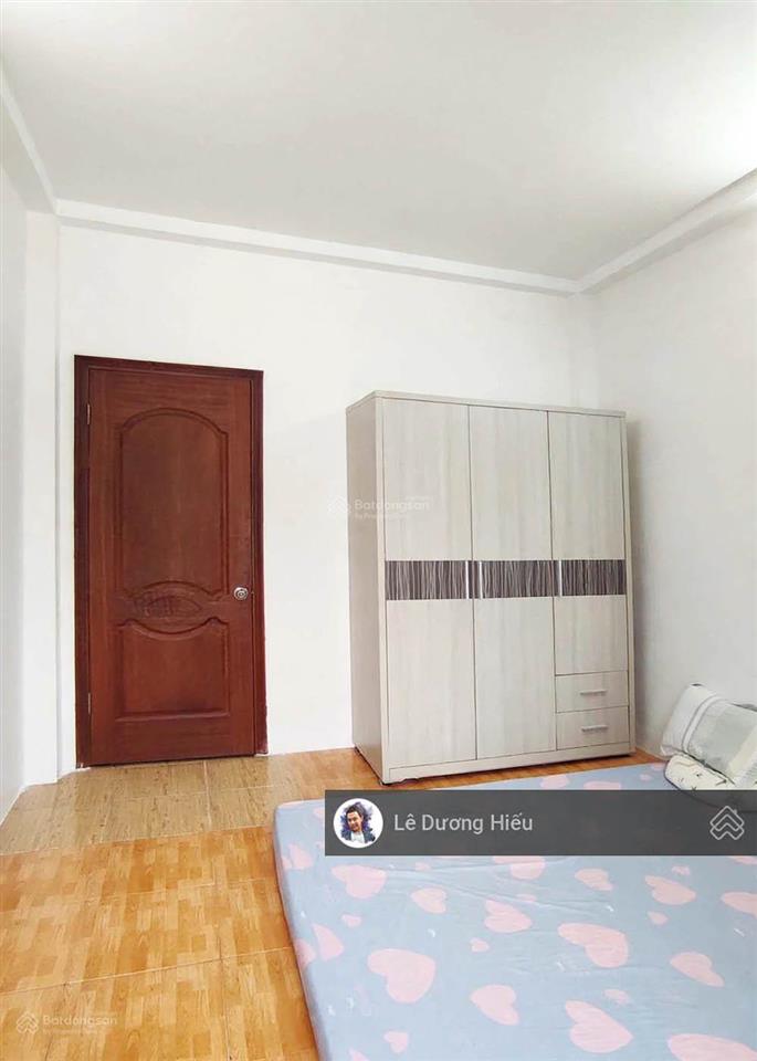 Có video 100%. bán nhà 3 tầng btct. 42m2 (3.3m x 13m). không quy hoạch. 4 ngủ. hẻm thông, sát đường