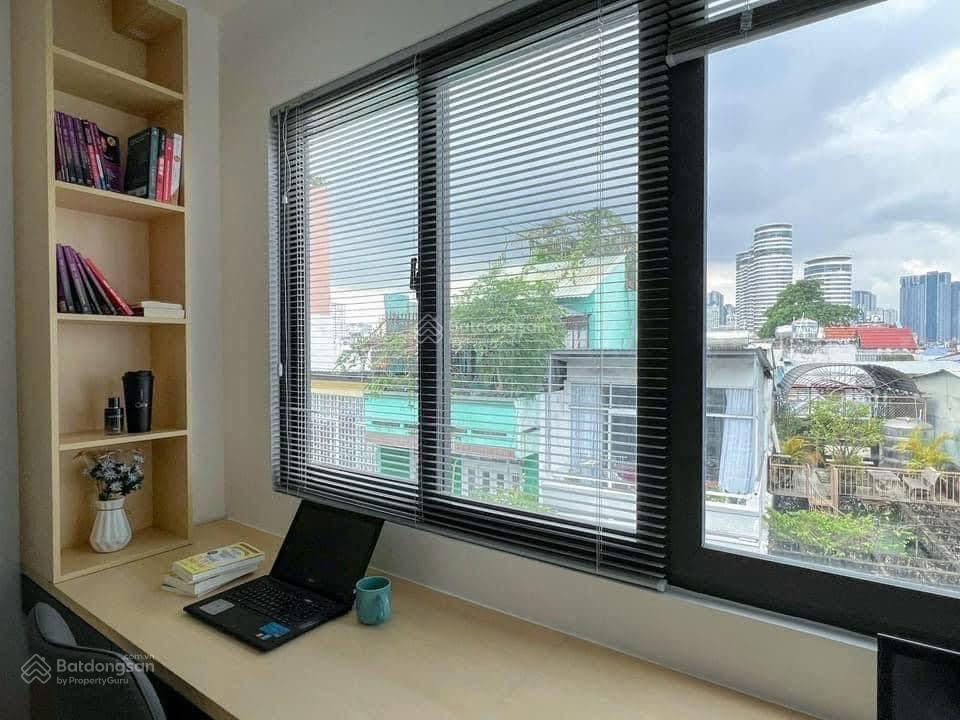 Cho thuê chdv 40m2 full nội thất ban công ở đường nguyễn văn trỗi q. phú nhuận