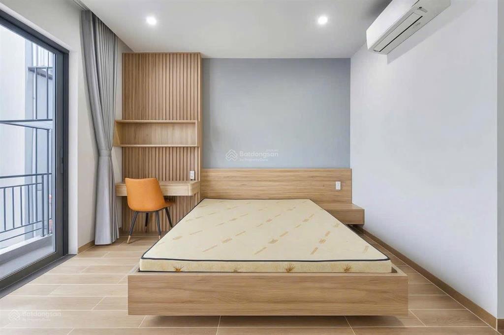 Cho thuê phòng 37m2 ban công máy giặt riêng tại phan đăng lưu q. phú nhuận gần q.1 q.3 phòng mới