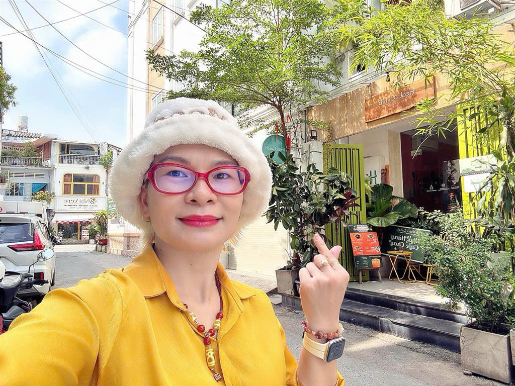 BÁN NHÀ 5 TẦNG MẶT TIỀN Đ.NGUYỄN VĂN NGUYỄN, QUẬN 1 - SỔ HỒNG VUÔNG ĐẸP HOÀN CÔNG CHUẨN -