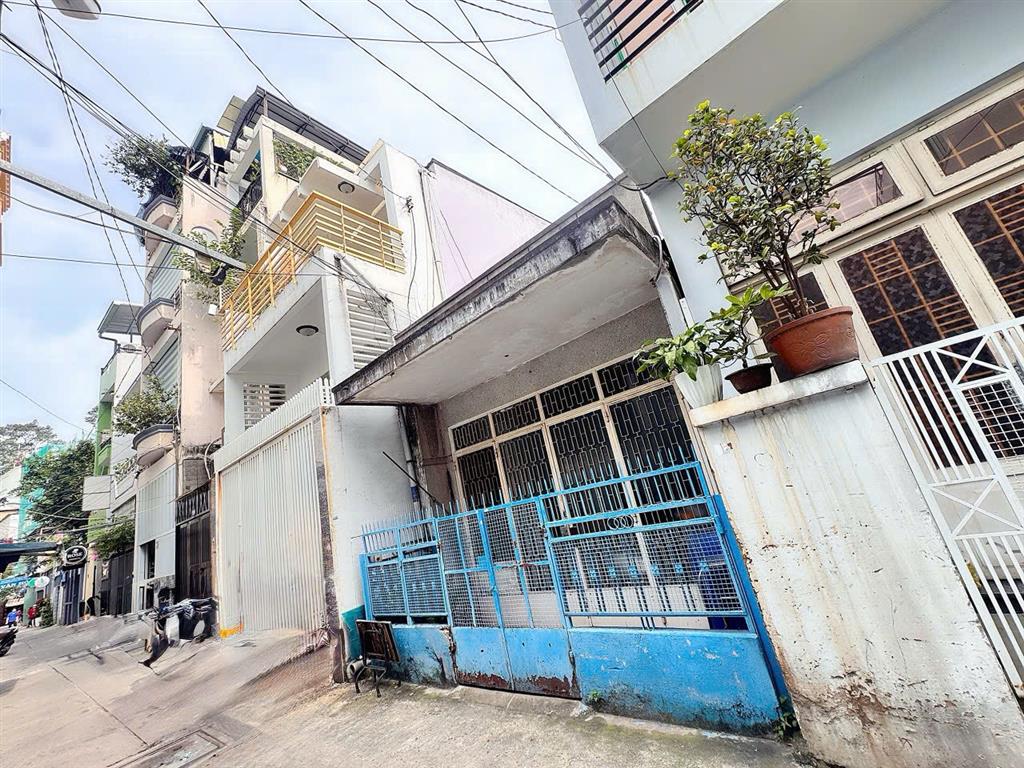 HIẾM - NGANG 6M*26M - BÁN NHÀ 2 TẦNG HXH Đ.LÊ THỊ RIÊNG, Q1 - CHỈ 30M NHÌN RA MT - VỊ TRÍ