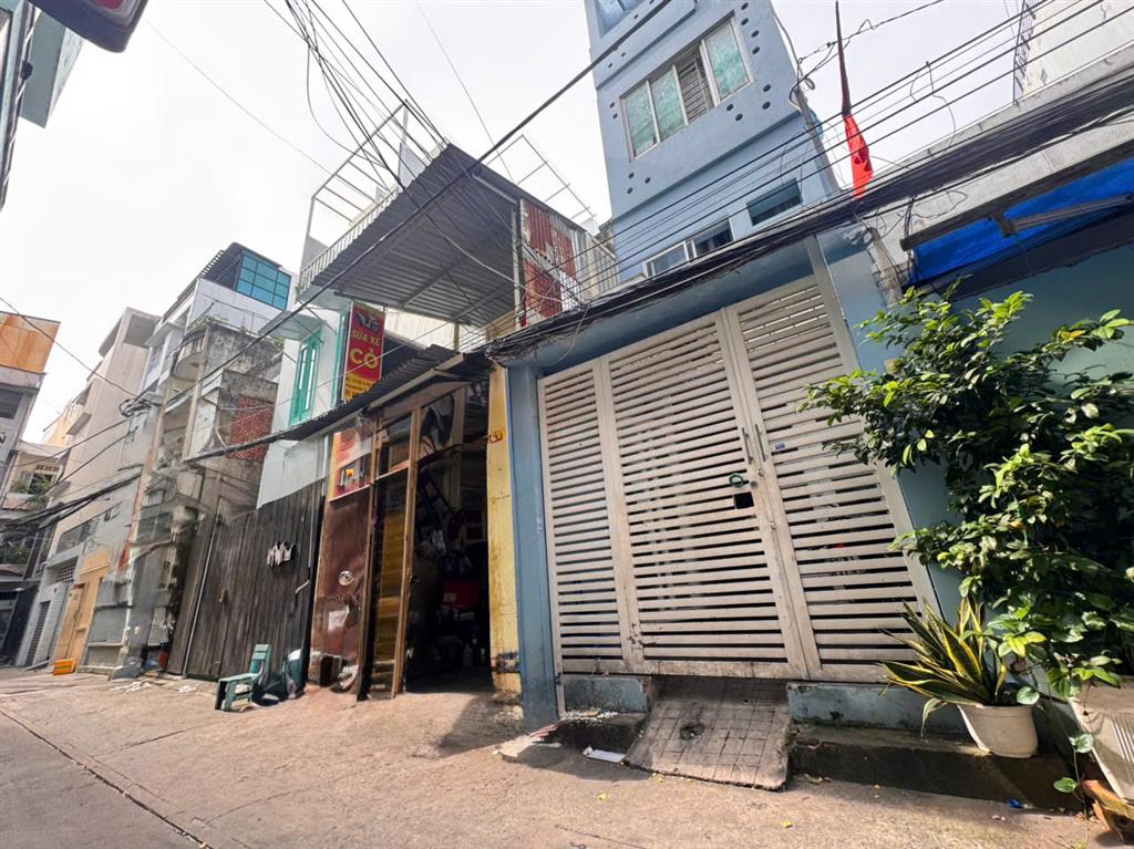 HIẾM - NGANG 6M*26M - BÁN NHÀ 2 TẦNG HXH Đ.LÊ THỊ RIÊNG, Q1 - CHỈ 30M NHÌN RA MT - VỊ TRÍ