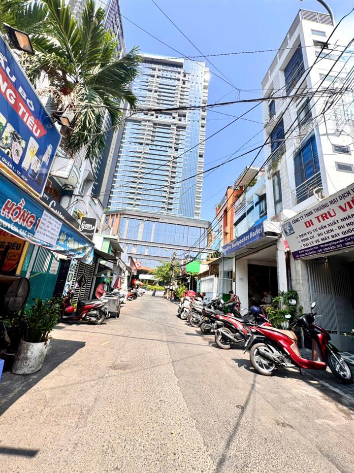 BÁN NHÀ 5 TẦNG MẶT TIỀN HXH 10M Đ.NGUYỄN TRÃI, NGUYỄN CƯ TRINH, QUẬN 1- DT ĐẸP 4,1M*17M