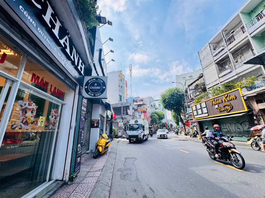 QUẬN 1: BÁN NHÀ 4 TẦNG MẶT TIỀN CỐNG QUỲNH, P.CẦU ÔNG LÃNH- DT 4M*23M SH VUÔNG ĐẸP- NGAY