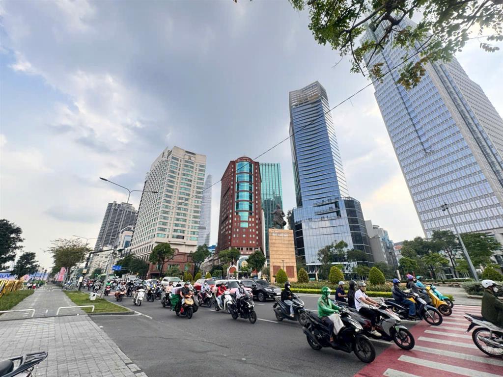 QUẬN 1: BÁN SIÊU PHẨM 8 TẦNG THANG MÁY- MẶT TIỀN THI SÁCH, P.SÀI GÒN- DT 76M2- CHÍNH CHỦ