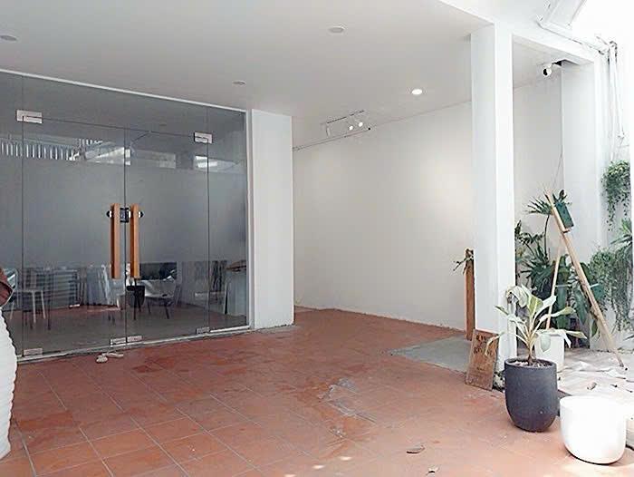 BÁN NHÀ MẶT TIỀN HXH Đ. BÙI THỊ XUÂN, QUẬN 1 - CĂN GÓC 3 MẶT TIỀN ĐẸP - DÒNG TIỀN ĐỀU