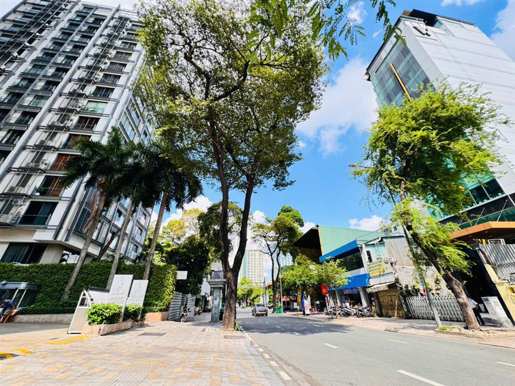 QUẬN 3: BÁN SIÊU PHẨM MẶT TIỀN NGUYỄN THỊ MINH KHAI, P.XUÂN HÒA- DT 234M2 NGANG