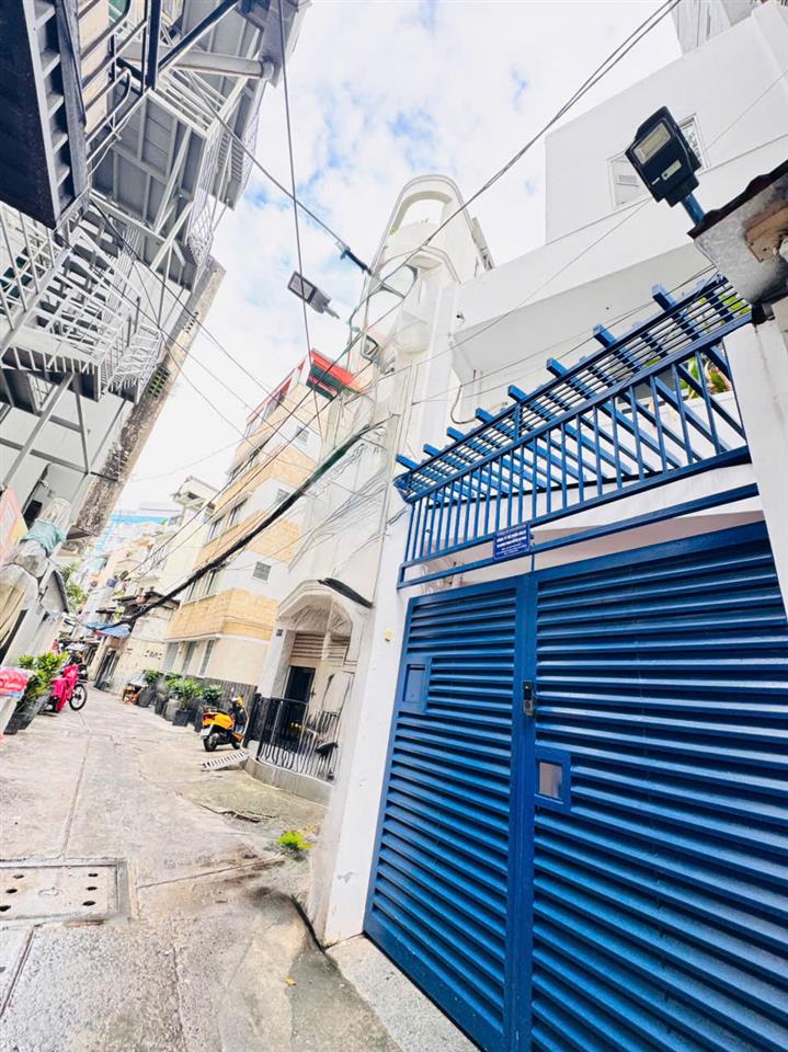QUẬN 1: BÁN NHÀ 3 TẦNG CĂN GÓC 3 MẶT TIỀN HXH BÙI THỊ XUÂN, P.BÊN THÀNH- NGANG LỚN