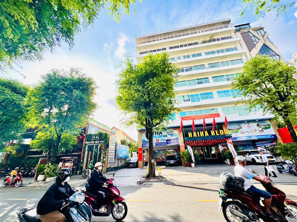 QUẬN 1: BÁN TÒA NHÀ VP 8 TẦNG MẶT TIỀN NGUYỄN VĂN THỦ, P.TÂN ĐỊNH- DT KHỦNG 813M2- NGANG
