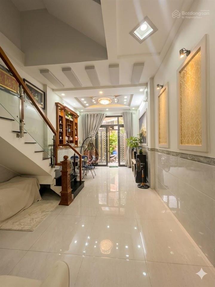 Khu vip linh trung  sát tuyến metro  3 tầng 4pn  hẻm xe hơi thông  nhỉnh 7 tỷ tl