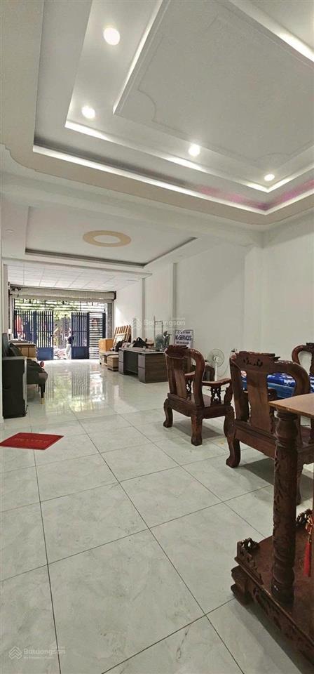 Mặt tiền linh xuân ô tô vào nhà  100m² 3 tầng chỉ 6.2 tỷ