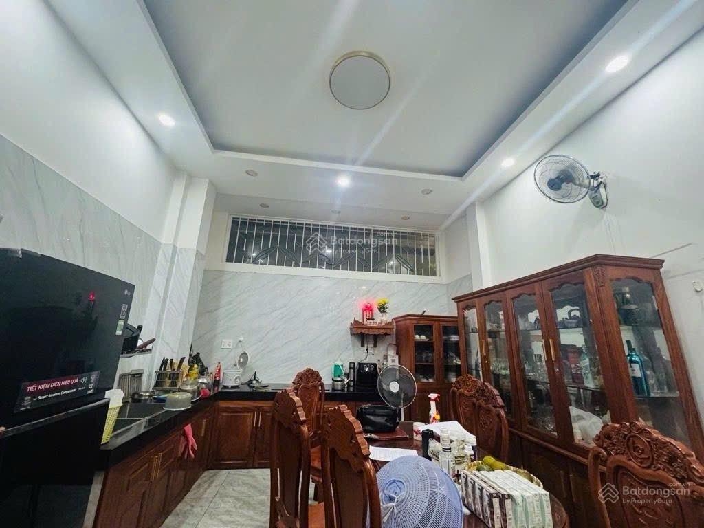 Kdc phân lô đồng bộ linh đông  nhà 3 tầng hoàn công  đường 6m  nhỉnh 6 tỷ tl