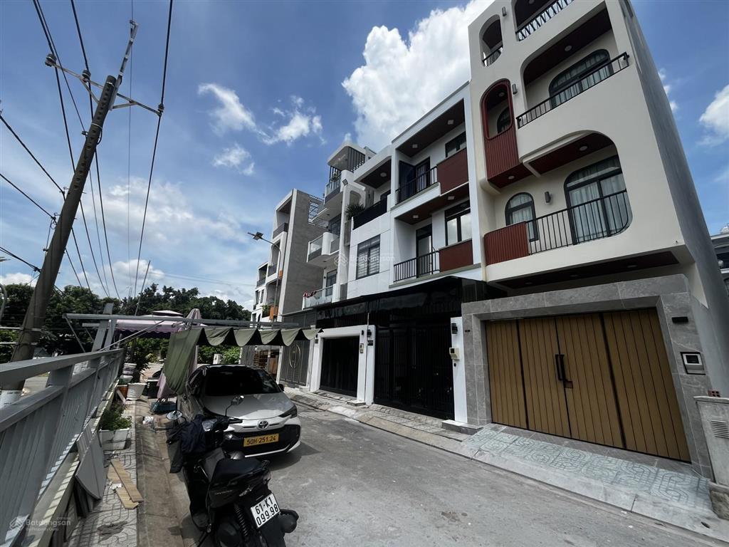 Nhà đẹp 3 tầng  kdc nam cường, bình chiểu  giá 5,4 tỷ