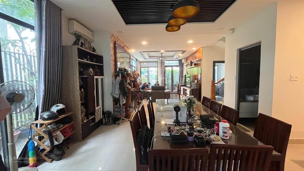 Biệt thự song lập đông tăng long 200m full nội thất cao cấp chỉ 18 tỷ tl