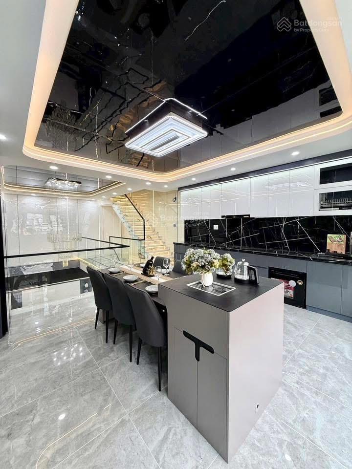 Nhà phân lô dân xây phú xá, ở ngay  60 m2, 4 tầng, gara ô tô, mt 5m, nở hậu  18,x tỷ
