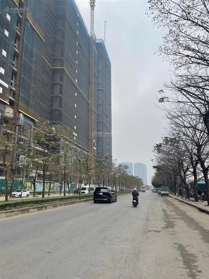 Mảnh đất vip phú thượng , lô góc  110m2 , mt 7m , 2 mặt thoáng , ngõ thông ô tô tránh  28,5 tỷ