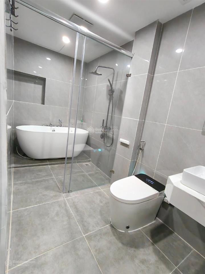 Nhà mới phú thượng, lô góc 48m2, 7 tầng, thang máy, ô tô, mặt tiền 5m  13,7 tỷ