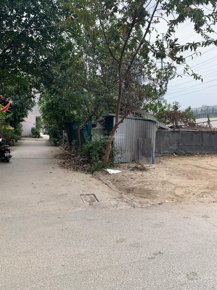 Đất đấu giá phú thượngtây hồ. 2 mặt tiền , ô tô tránh , sát ciputra  100m2, mt 7m cực đẹp  32 tỷ