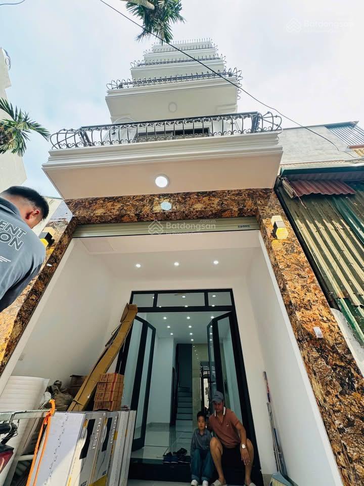 Bán nhà xây mới ở an dương vương, phú thượng  43m2 , mt 3,8m ,6 tầng , thang máy  10,3 tỷ