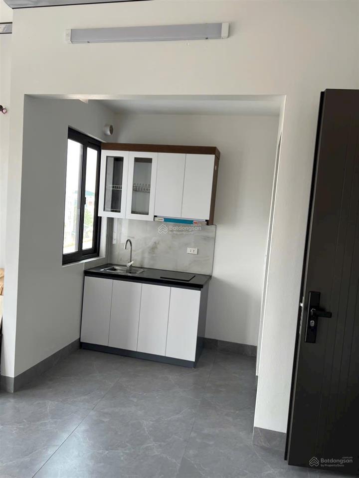 Lô góc mp âu cơ, gần hồ tây  90m2 , mt 5m , 8 tầng , vừa ở vừa kd , dòng tiền 120tr/tg  47 tỷ