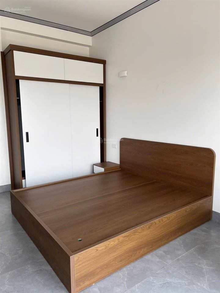 Lô góc mp âu cơ, gần hồ tây  90m2 , mt 5m , 8 tầng , vừa ở vừa kd , dòng tiền 120tr/tg  47 tỷ