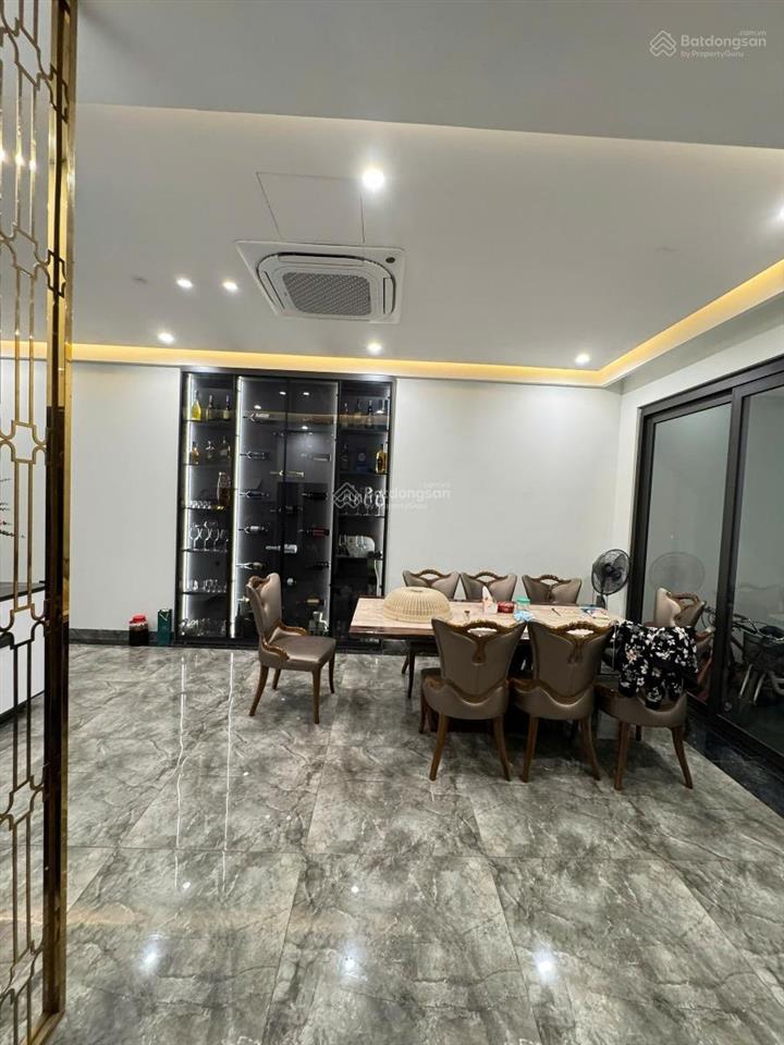 Nhà dân xây vip của phú thượng, diện tích 138m2, mặt tiền 8m, ngõ thông, ô tô tránh  42 tỷ