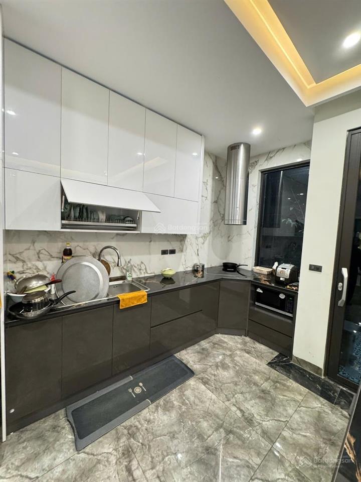 Nhà dân xây vip của phú thượng, diện tích 138m2, mặt tiền 8m, ngõ thông, ô tô tránh  42 tỷ