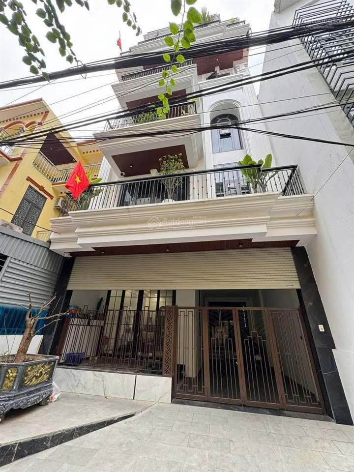 Biệt thự dân xây phú thượng  tây hồ, ô tô tránh, thang máy, view sông 138m2, 6t, mt 8m  42 tỷ