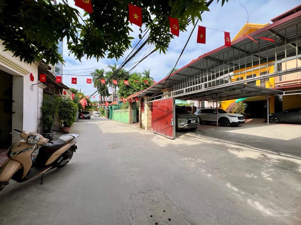 Đất phú thượng 2 mặt thoáng , ngõ thông , ô tô đỗ cửa + vào nhà  42m2 , mt 4m  8,6 tỷ