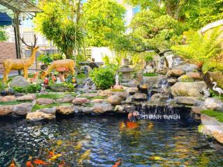 Số nhà 68 lộc phát hội tụ  biệt thự sân vườn hồ cá koi ~350m2  mt 10.8m