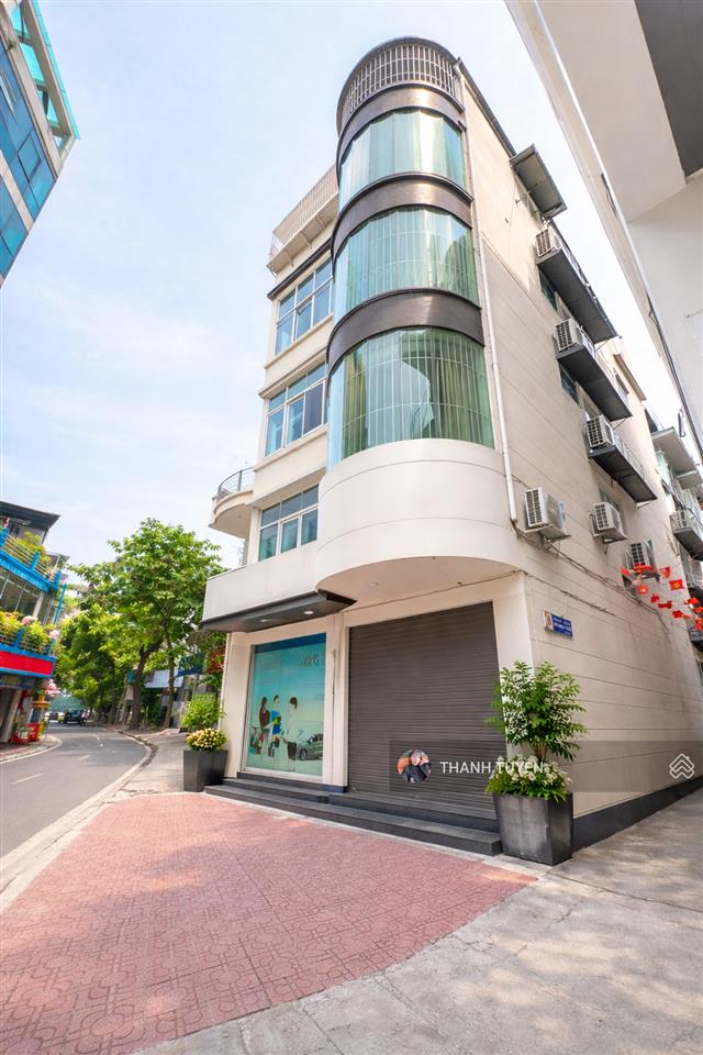 Hàng xóm vtv  mặt phố  lô góc 110m2  mt 6.8m  58.95tỷ (tl chính chủ)