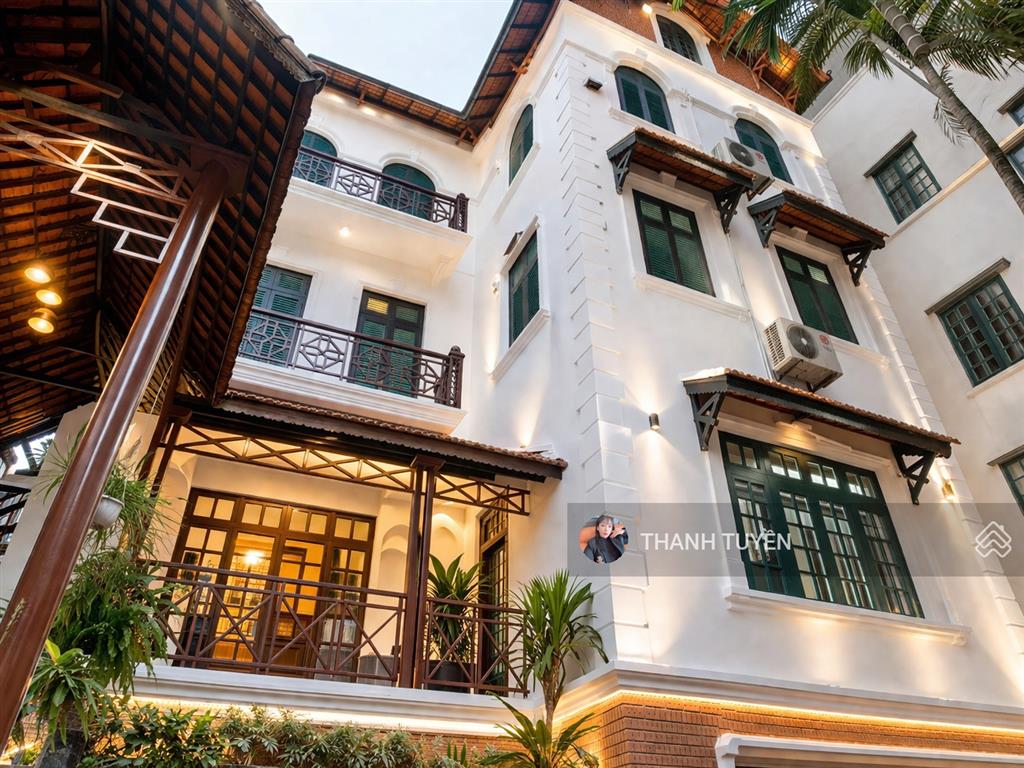 Quảng an tây hồ 400m2 full thổ cư sát mặt phố biệt thự sân vườn độc bản