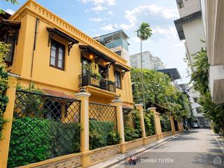 Trần hưng đạo  hoàn kiếm gần 400m2  mặt tiền 13m 1xx tỷ sổ vuông, nở hậu nhẹ