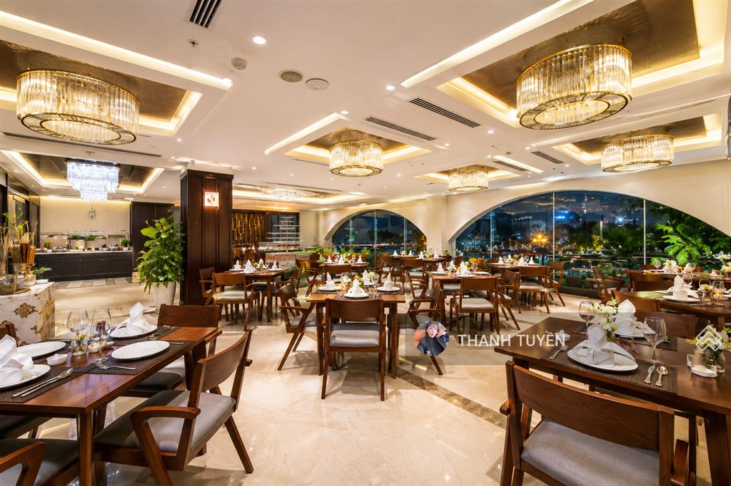 Khách sạn 5 sổ full 750m2 mt 20m tài sản đẳng cấp trung tâm