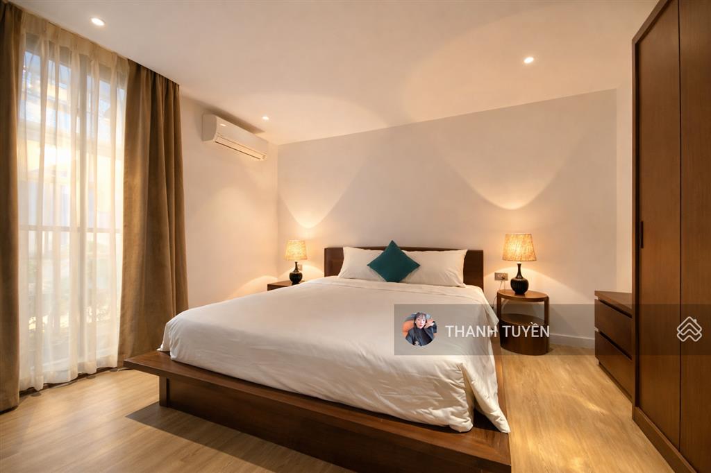 Mặt phố quảng khánh view toàn cảnh hồ tây 328m2 mặt tiền 13,5m sổ đẹp nở hậu