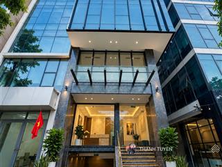 Không phải mặt phố nào cũng có view hồ. và không phải view hồ nào cũng là lô góc. 8 tầng mới, mt 6m