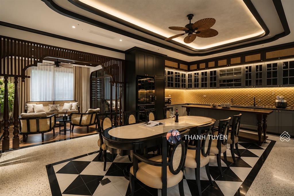 Mặt phố thanh xuân phân lô ô tô 80,5m 7 tầng mt 8m 40+ tỷ (có tl)