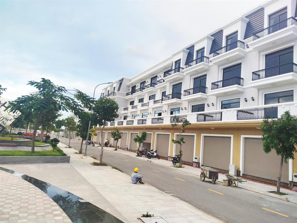 Bán căn liền kề mặt đường bùi thị xuân dự án bình sơn ocean park cách biển 500m