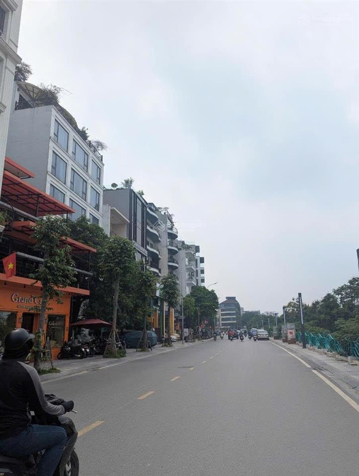 ***cực vip mặt phố tây hồ xuân diệu dt128m  3tầng + 1 hầm  mt7.8m  chỉ 72 tỷ