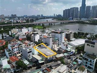 Bán nhà 2mt gần bên hông chợ thảo điền, view sông sài gòn