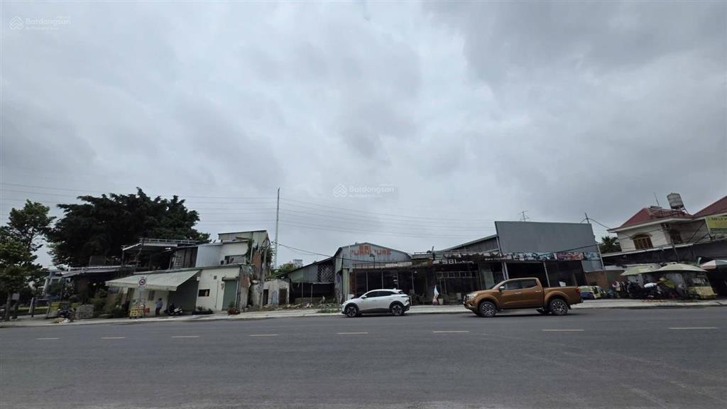 Bán đất dự án văn phòng  thương mại nguyễn thị định quận 2 dt 2.140m2 giá 420 tỷ