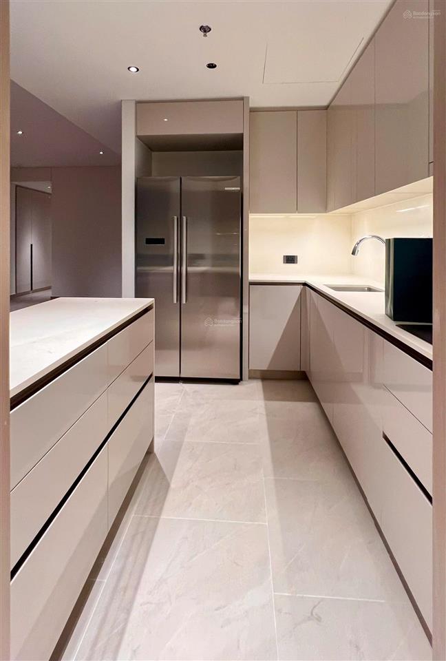 Bán gấp cc grand marina saigon, 68 tỷ, 150m2, 3pn, 2wc, view đẹp, p bến nghé, q1, hcm