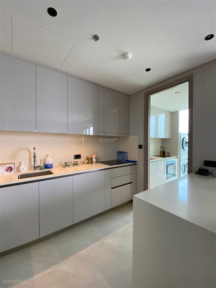 Bán gấp cc grand marina saigon, 68 tỷ, 150m2, 3pn, 2wc, view đẹp, p bến nghé, q1, hcm