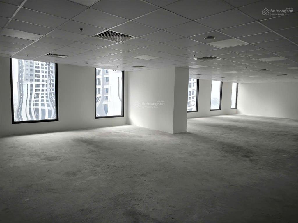 Cho thuê sàn thương mại rox center tower 136 hồ tùng mậu  goldmark city 180m2 47tr/th m phí 12th