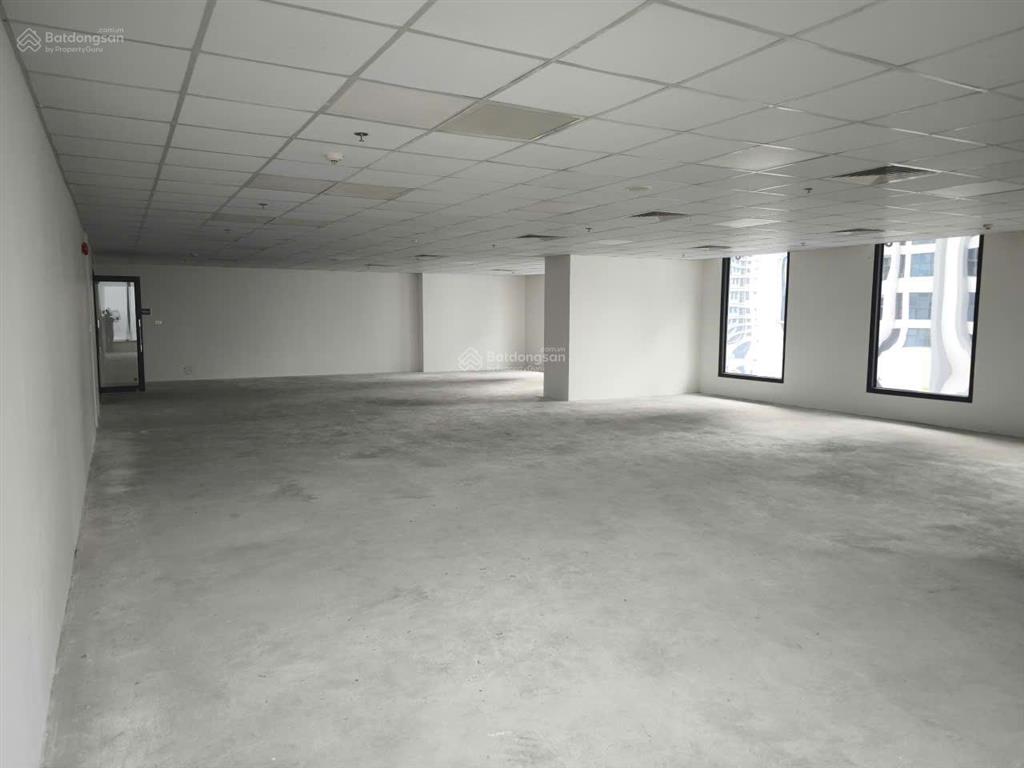 Cho thuê sàn thương mại rox center tower 136 hồ tùng mậu  goldmark city 180m2 47tr/th m phí 12th