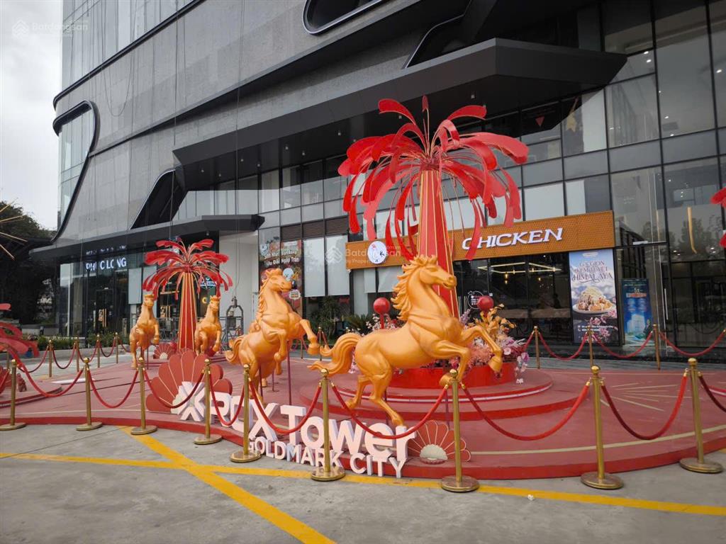 Bán gấp sàn th mại rox center tower 136 hồ tùng mậu  goldmark city  180m2 chào 10,5 tỷ mpdv 12/th