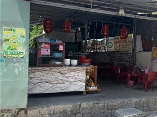 Bán nhà nguyễn biểu, bắc nha trang,khánh hoà
diện tích  297,4 m2 ngang gần 8m