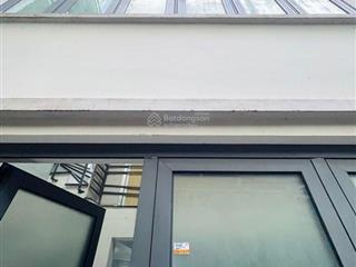 Đẹp bán, hxh, hẻm 250 nguyễn văn lượng. dt 28m2 = 5 6, 4lầu, 3 pn, 3wc, sân thượng, sân xe 4,5tỷ