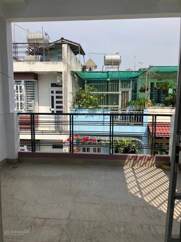 Nhà đẹp, vòng xoay quang trung, nguyễn nguyễn kiệm, nguyễn oanh, 1 trệt, 1 lầu, 32,2m2 2pn, 2wc