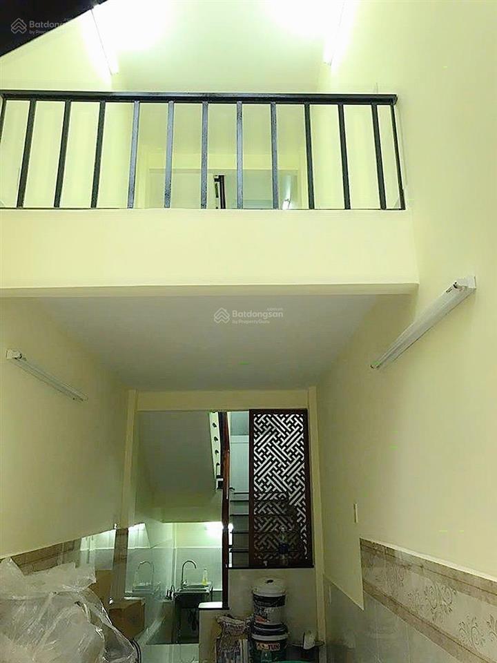 Nhà đẹp, tt bình thạnh, kiến trúc sư thiết kế xịn, 4 tầng btct, dtsd 100m2 q1 chỉ 7 phút, sb 10 p